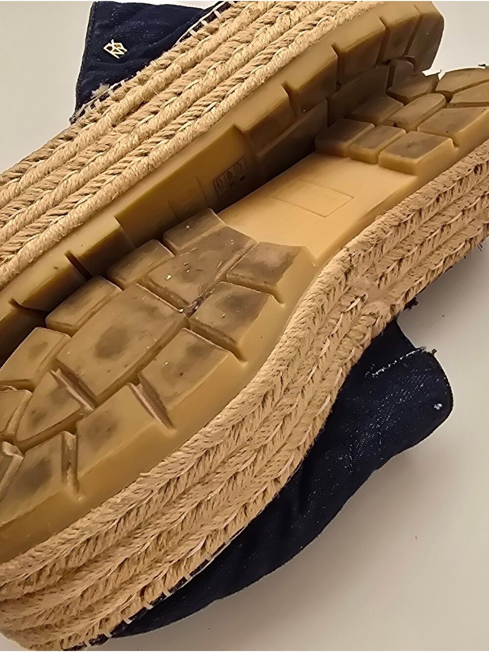 DKNY Ricki Espadrille Flatform Mules in Denim Navy Blue Size 9 - Picture 13 of 13